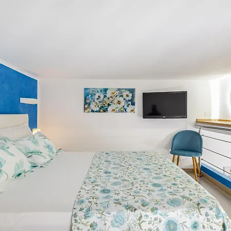 Casa Maria - Un Passo Dal Mare Apartment